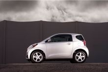 SCION IQ 2012 08